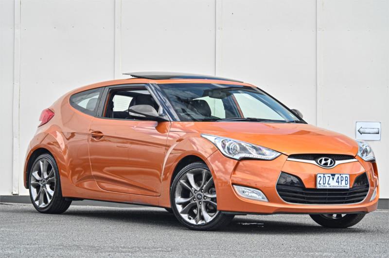 2011 Hyundai Veloster Hatchback + FS