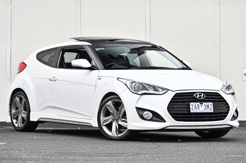2014 Hyundai Veloster Hatchback SR Turbo FS3