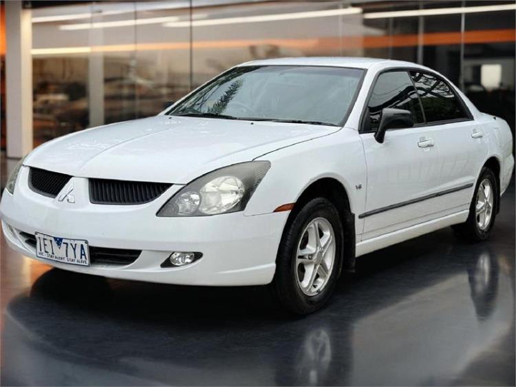 2004 Mitsubishi Magna Sedan ES TL