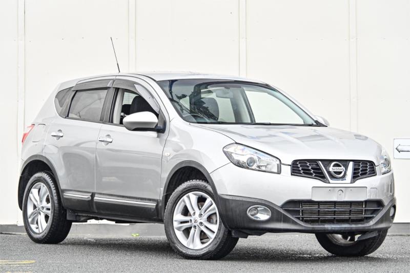 2013 Nissan Dualis Hatchback TS J10W Series 4 MY13